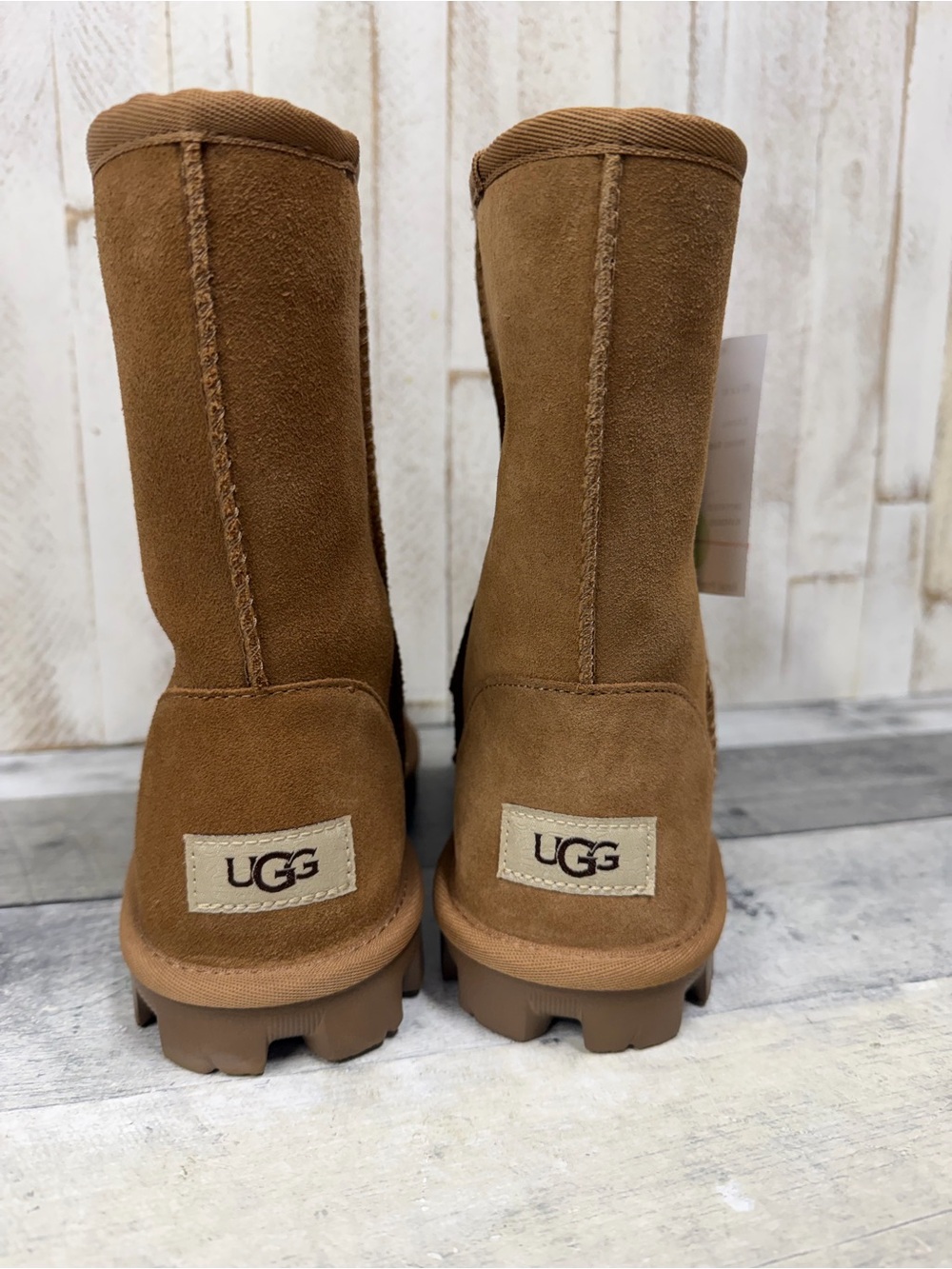 UGG Essential Short Boot II - Picture 5 of 7
